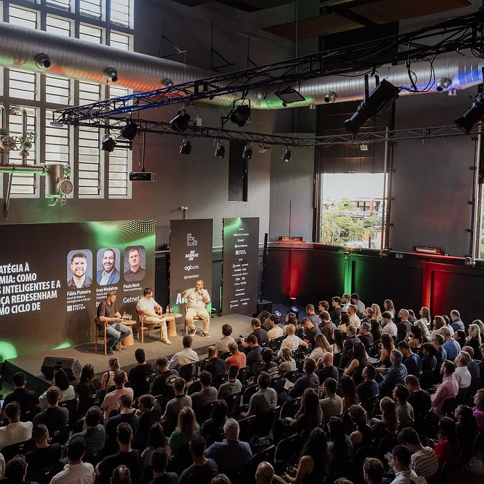 Da Estratégia à Autonomia: Como Agentes Inteligentes e a Liderança Redesenham o Próximo Ciclo de Valor